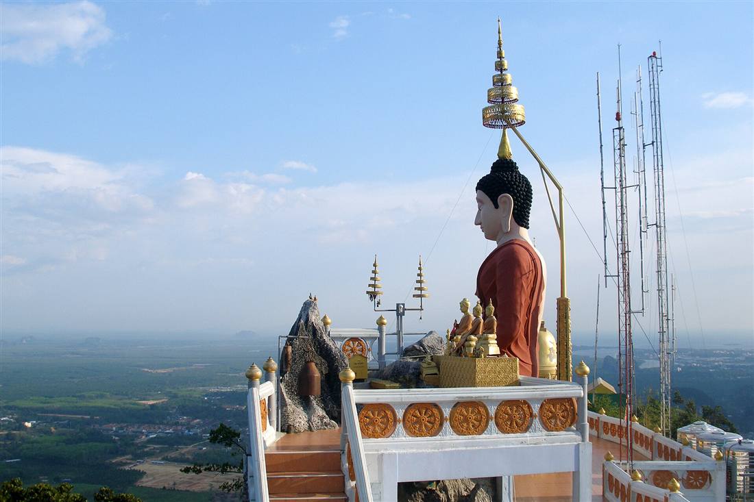 วัดถ้ำเสือ กระบี่ และจุดชมวิวบนยอดเขา